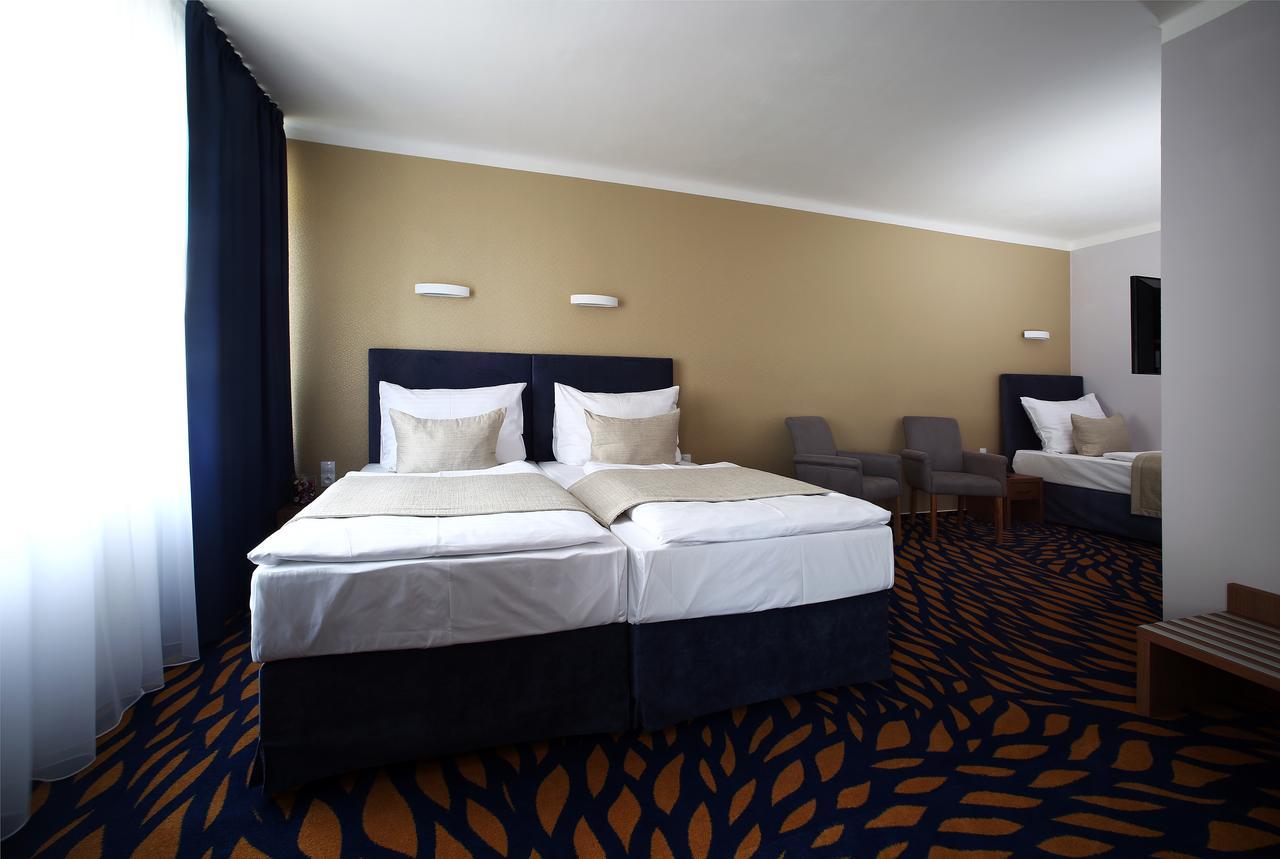 Hotel Central 4*