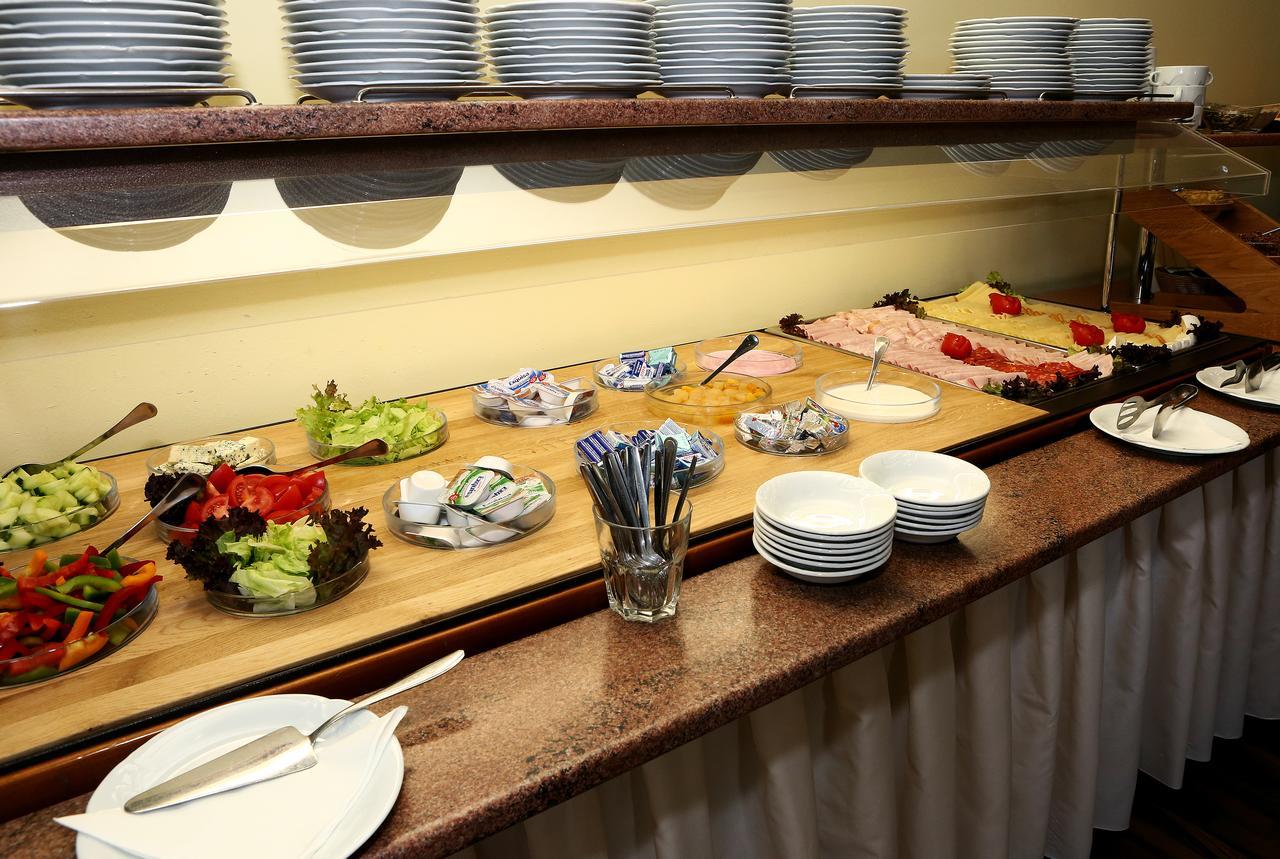 Hotel Central 4* Плзень
