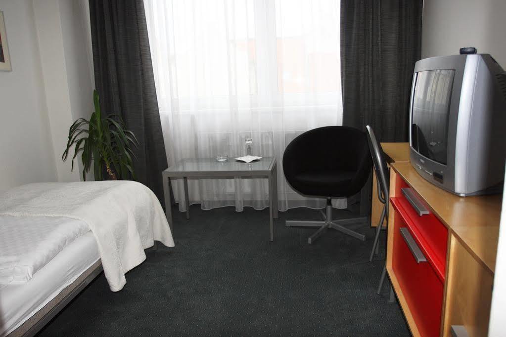 Готель Hotel Central 4*