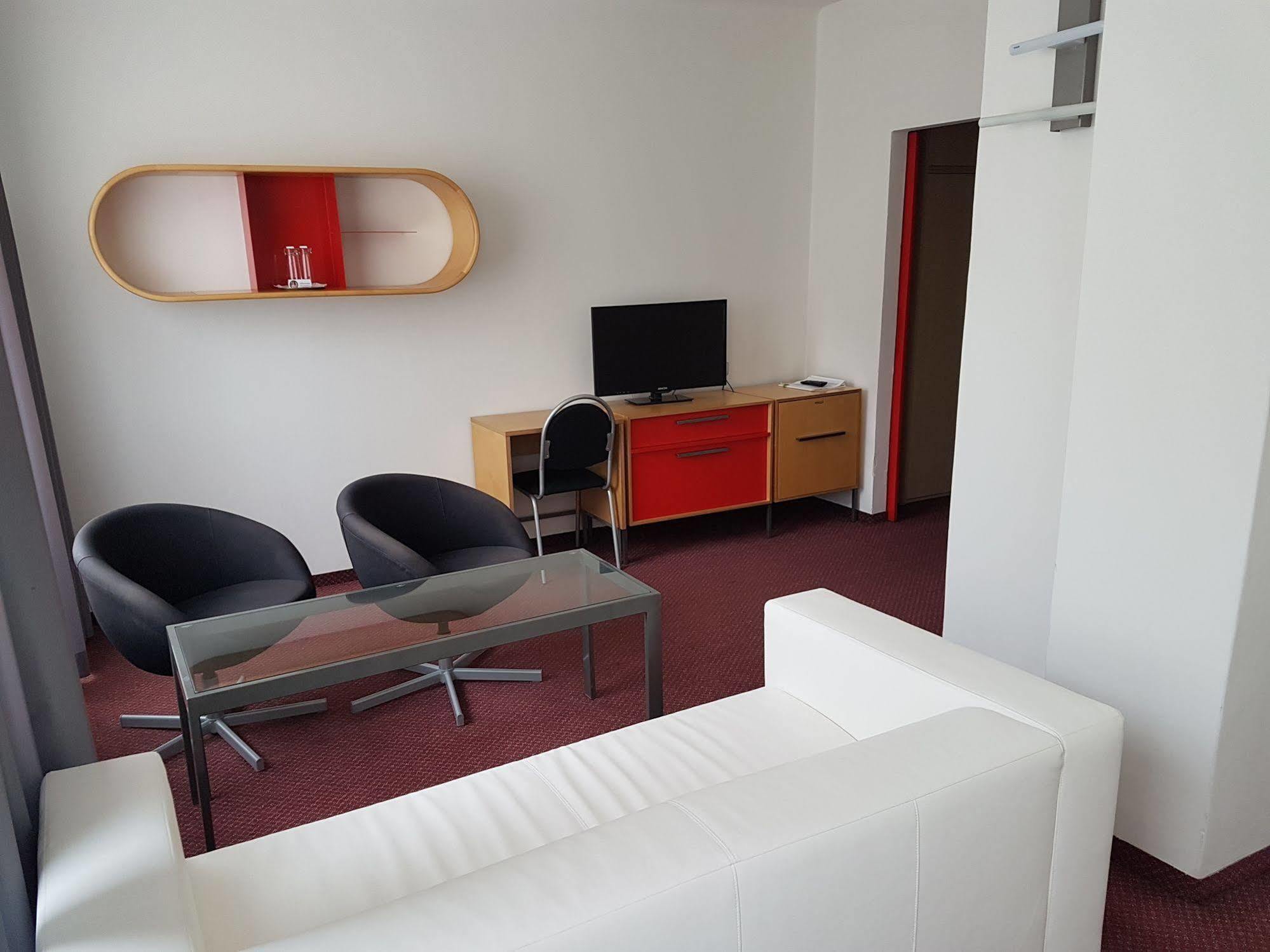 Hotel Central Hotel 4*